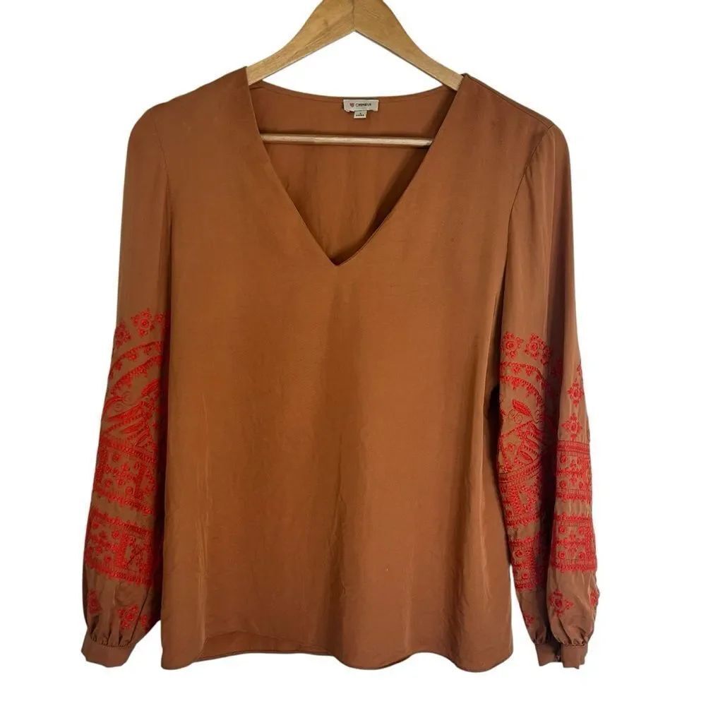 Cremieux Women's Brown Top with Red embroidered Accents size small
